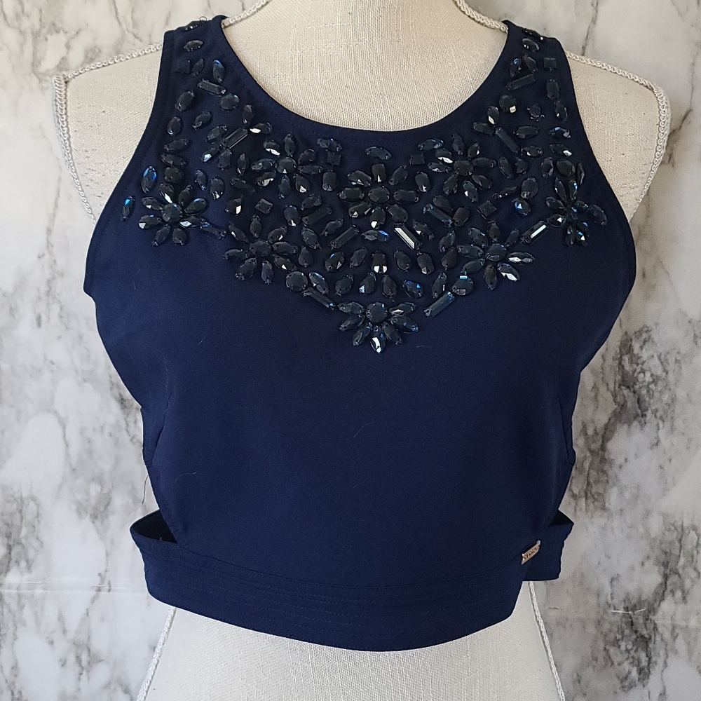 Matilda by True love crop top size medium